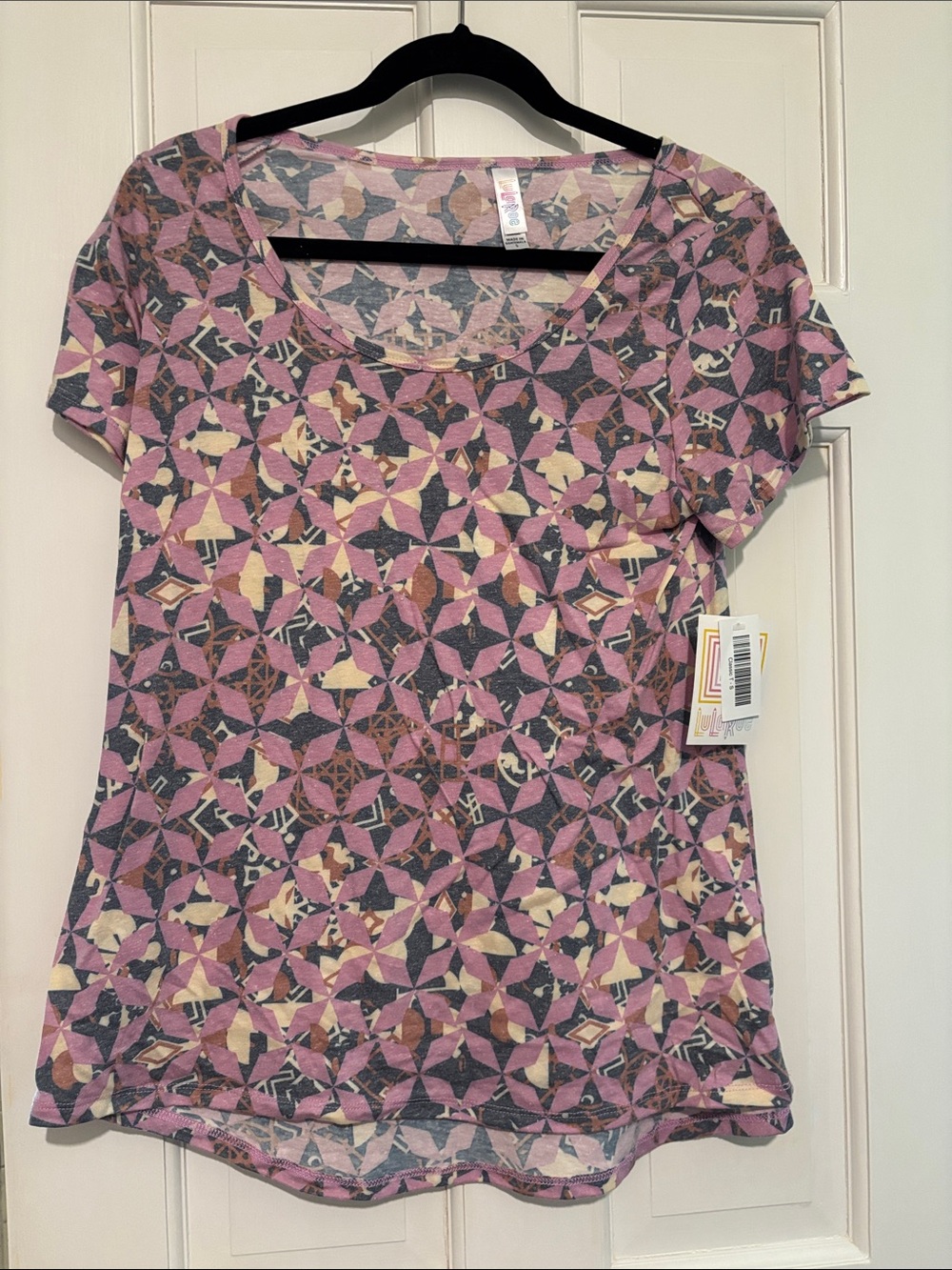 LuLaRoe Pink Multi Geometric Scoop Neck Tee